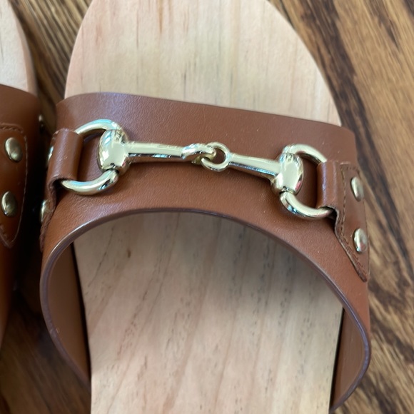 Designer Inspired Horsebit Clogs - size 39 fits an 8 - Picture 5 of 5